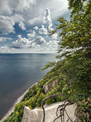 Steilküste an der Ostsee mit Blick aufs Meer