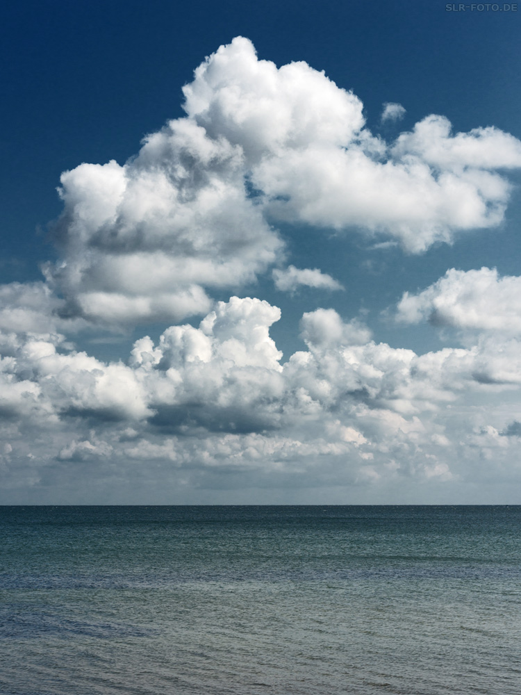 Wolken über der Ostsee - 8124